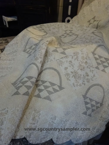 Quilt Pattern MAGGIE'S GATHERING BASKETS by Mary Boldt